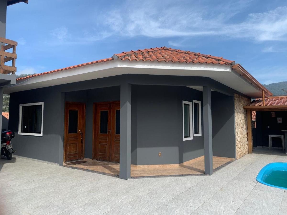 فيلا Casa De Temporada No Sul Da Ilha Com Piscina Florianópolis المظهر الخارجي الصورة